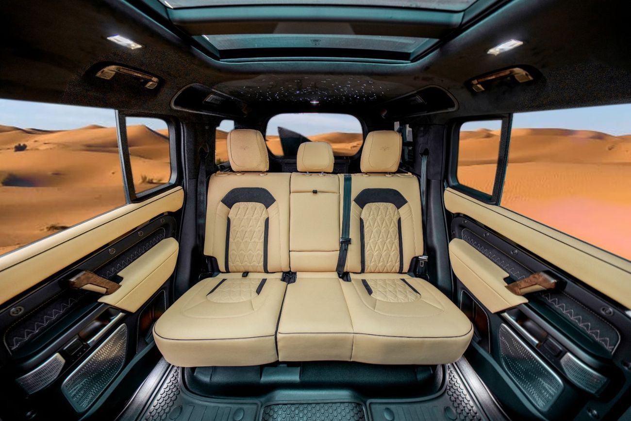 2025 Land Rover Defender 110 HSE P400 beige interior