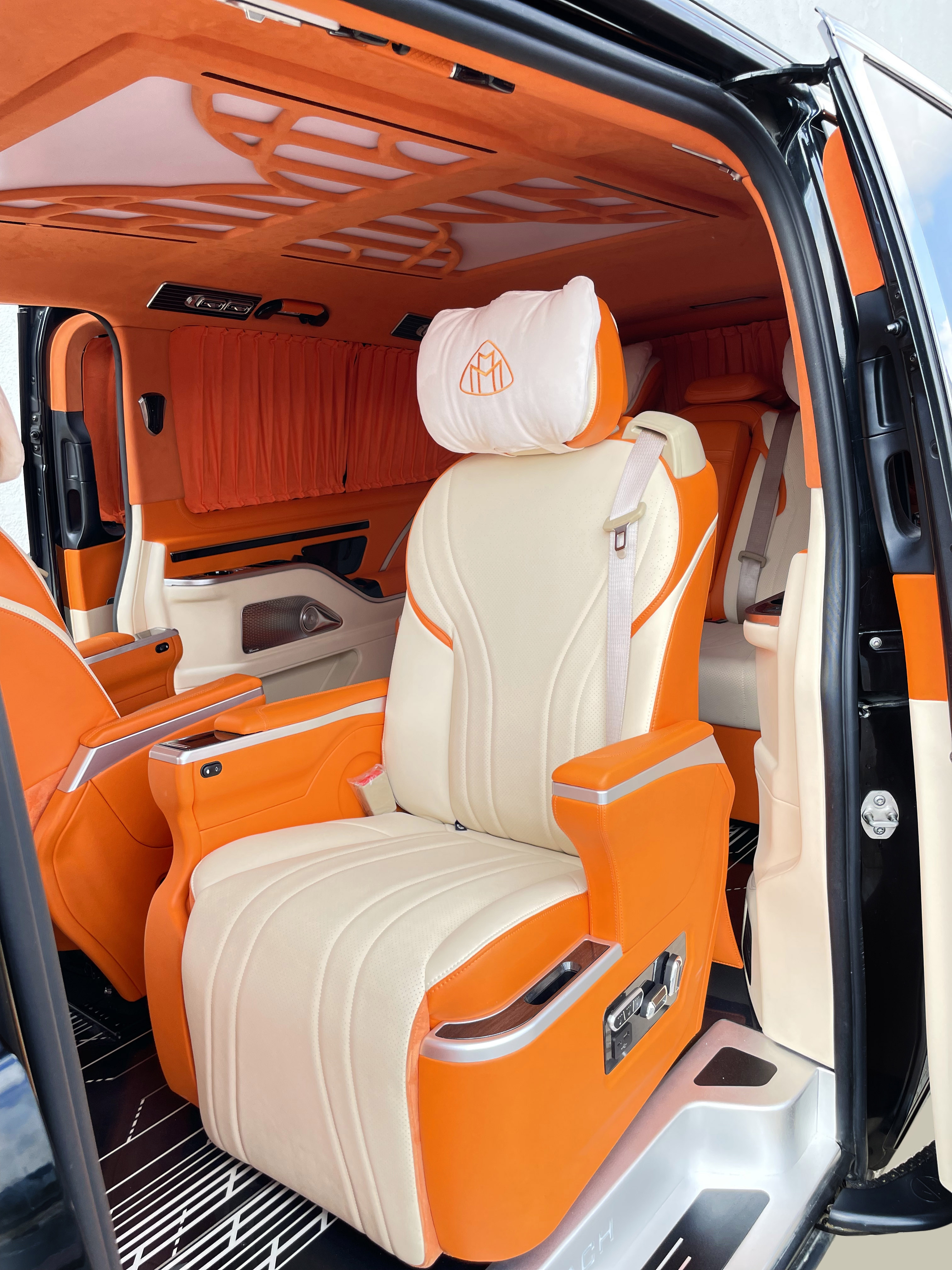 SVIP-04 Luxury Car Seat (Audi Switch)(VIP)